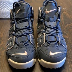 Girls Nike Air More Uptempo